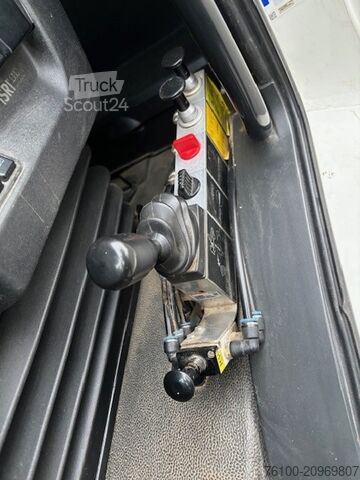 Trójstronna wywrotka MAN TGS 33.500 3-S.-Gesteinskipper+PENZ 15Z