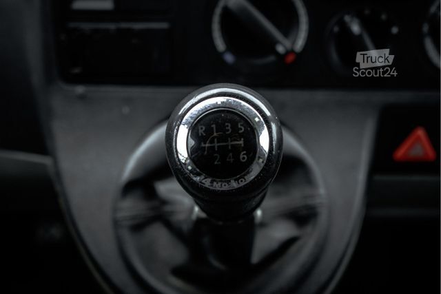 Furgão de teto alto VOLKSWAGEN Transporter 2.5 TDI L2H2 | 4Motion | 130 PK | Cr