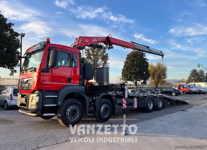 Plošča z rampami in žerjavom MAN TGS 35.360