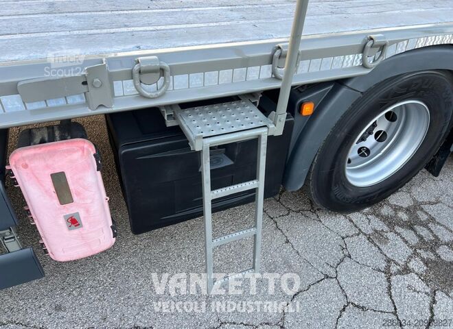 Plošča z rampami in žerjavom MAN TGS 35.360