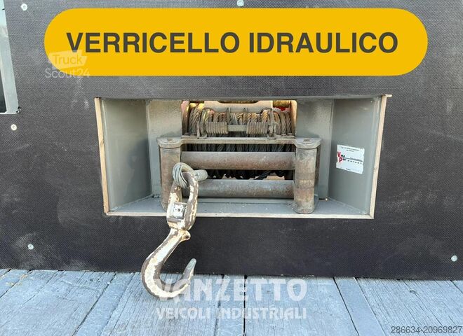 Plošča z rampami in žerjavom MAN TGS 35.360