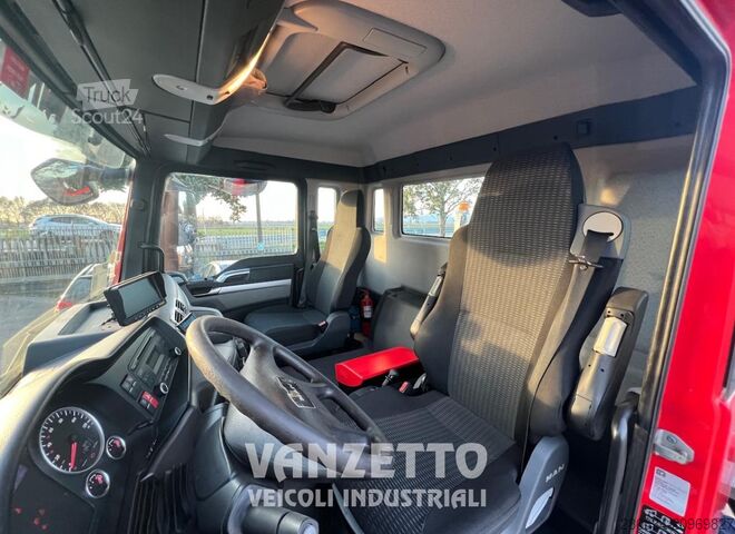 Plošča z rampami in žerjavom MAN TGS 35.360