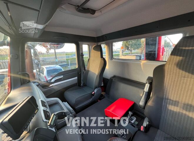 Plošča z rampami in žerjavom MAN TGS 35.360