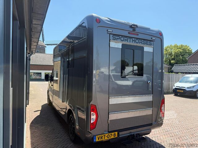 Transport de chevaux Renault Master STX S3 Paardenwagen Hengsten uitvoering ...