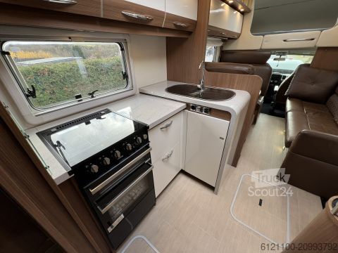 Alkoof camper Bürstner Argos A 747-2 G 5,8 to - Luftfederung - Solar