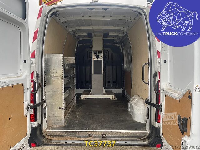 يرفع Renault Master 145.35 klubb