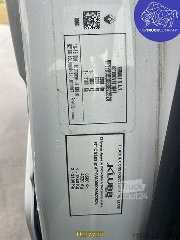 يرفع Renault Master 145.35 klubb