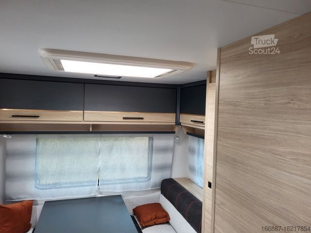 Караван STERCKEMAN Graphit 480 CP Anniv. Queensb. Mov- Nr.  228 (1)