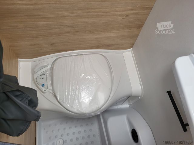 Караван STERCKEMAN Graphit 480 CP Anniv. Queensb. Mov- Nr.  228 (1)