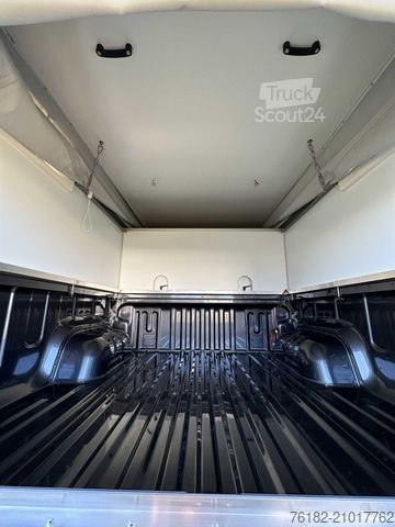 Pick-up skåpbil TOYOTA Hilux 2.4 4x4 Double Cab NESTLE TRAVEL MC