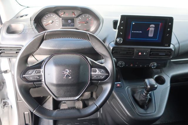 Fourgon tôlé PEUGEOT Partner 1,5 Blue HDI Klima / Sotimo Regal / Navi