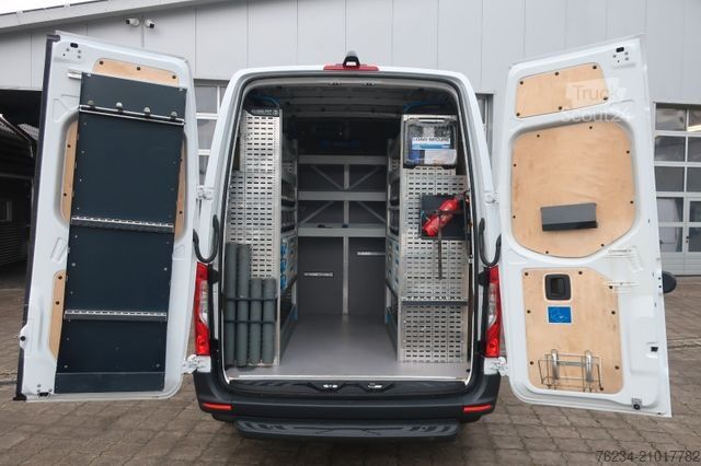 Hög tak skåpbil MERCEDES-BENZ Sprinter 314 CDI  4- Sitzer Top Regale/ Standhz.