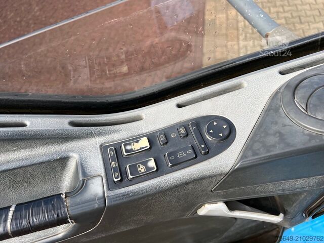 Abrollkipper MAN TGA 26.310 6X6 BB TGA 26.310 6X6 BB