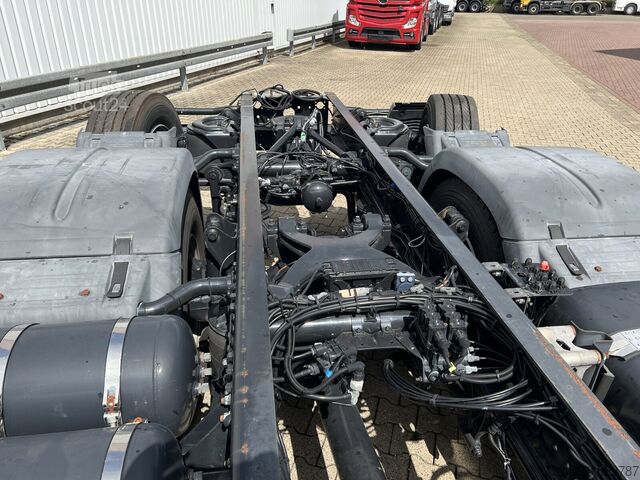 Châssis de camion MAN TGS 26.320 6X2-4 BL TGS 26.320 6X2-4 BL, Lenk-/Liftachse, Rechtslenker, Export Only!