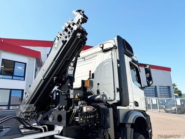 Kroklastbil Mercedes-Benz Arocs 3351 AK 6x6 Arocs 3351 AK 6x6, Retarder, Navi, Grounder, Kran Atlas AK 190.2E, Funk