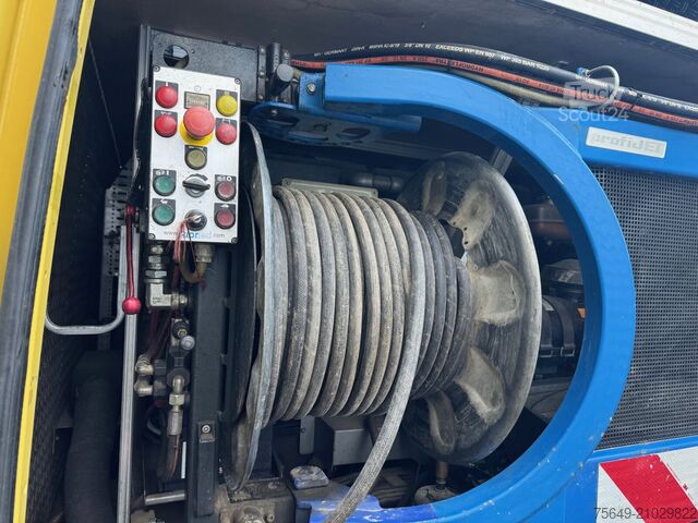 Customized van Mercedes-Benz Sprinter 516 KA 4x2 Sprinter 516 KA 4x2, KaRo Hochdruckspüler 150Bar/85l