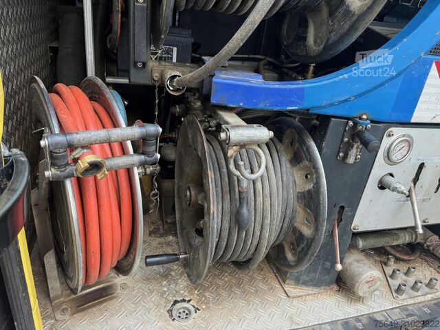 Customized van Mercedes-Benz Sprinter 516 KA 4x2 Sprinter 516 KA 4x2, KaRo Hochdruckspüler 150Bar/85l