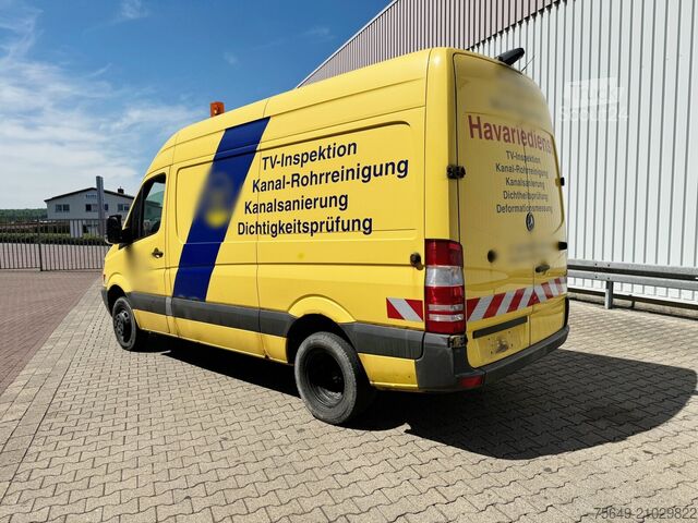 Customized van Mercedes-Benz Sprinter 516 KA 4x2 Sprinter 516 KA 4x2, KaRo Hochdruckspüler 150Bar/85l