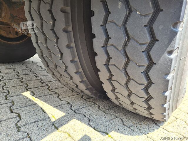 Lastbilchassi Mercedes-Benz NG 1928 A 4x4 NG 1928 A 4x4, V8-Motor, Standklima, Winterdienstaustattung