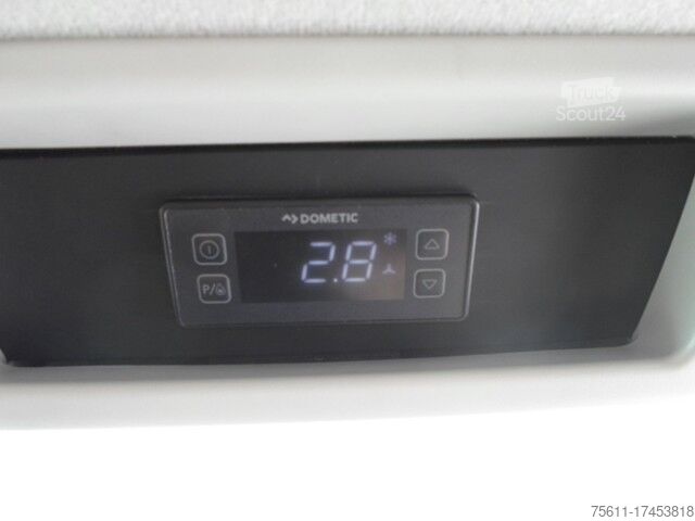 Refrigerator body van VW CADDY Cargo MAXI O°C Frischedienst 230V GJR PDC MF