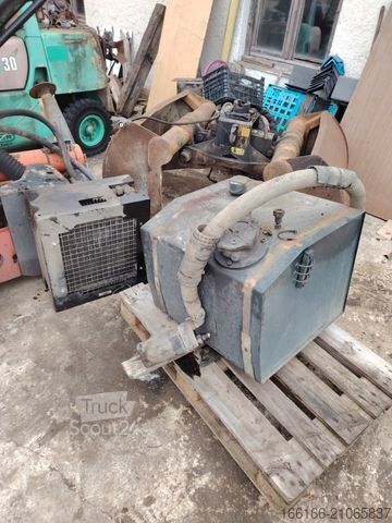 Gru a torre PALFINGER 16502