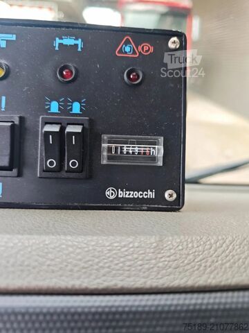 Lifting platform Nissan Cabstar 35.12 NT400 CTE B-Lift 150 Pro 6 Pieces!