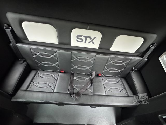 Veetransporter RENAULT Master ZF 9-GANG AUTOM. 2025er STX 5-Haras LONG