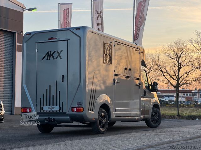 Veetransporter OPEL Movano AUTOM. AKX 3- Haras Pferdetransporter