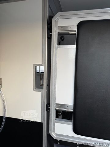 Veetransporter OPEL Movano AUTOM. AKX 3- Haras Pferdetransporter