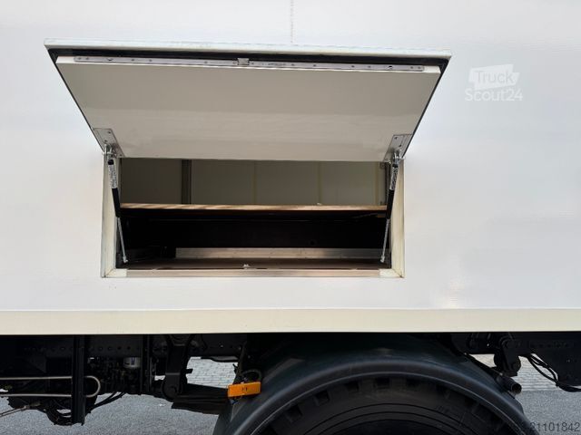 Wohnwagen/Wohnmobil MERCEDES-BENZ AXOR 18.29 A mit Pecocar Leerkabine