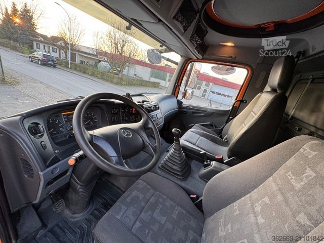 Wohnwagen/Wohnmobil MERCEDES-BENZ AXOR 18.29 A mit Pecocar Leerkabine