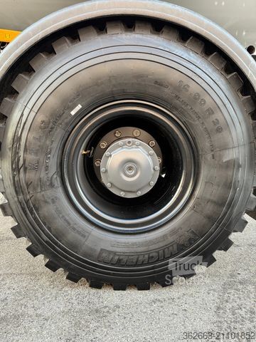 Spezial-LKW MERCEDES-BENZ AXOR 18.29 A mit Pecocar Leerkabine