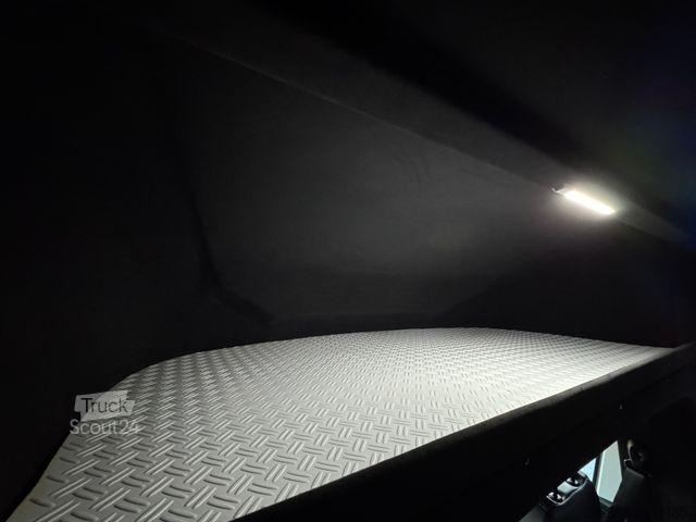 Veetransporter RENAULT Master ZF 9-GANG AUTOM. 2025er STX 5-Haras LONG