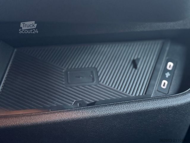 Veetransporter RENAULT Master ZF 9-GANG AUTOM. 2025er STX 5-Haras LONG