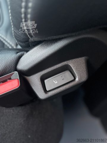 Veetransporter RENAULT Master ZF 9-GANG AUTOM. 2025er STX 5-Haras LONG