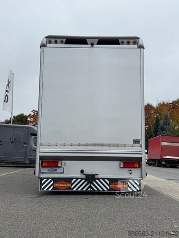 Viehtransporter MERCEDES-BENZ Atego Böckmann Kompakter Pferde-LKW mit Wohnung