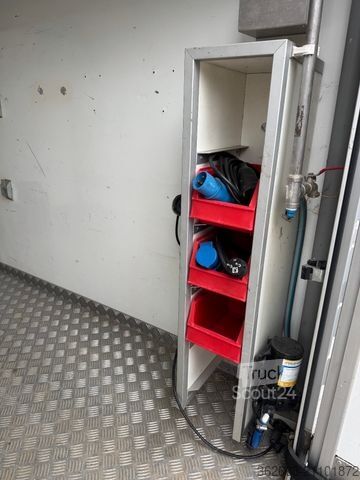 Viehtransporter MERCEDES-BENZ Atego Böckmann Kompakter Pferde-LKW mit Wohnung