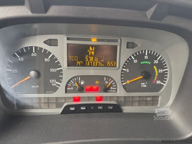 Viehtransporter MERCEDES-BENZ Atego Böckmann Kompakter Pferde-LKW mit Wohnung