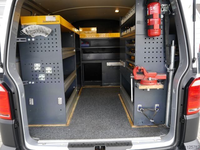 Fourgon tôlé VOLKSWAGEN T6 Transporter 2.0 TDI Lang/Regalsystem/Klima