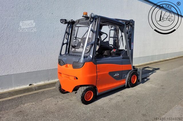 Eléctrico de 4 rodas Linde E30HL-01/600