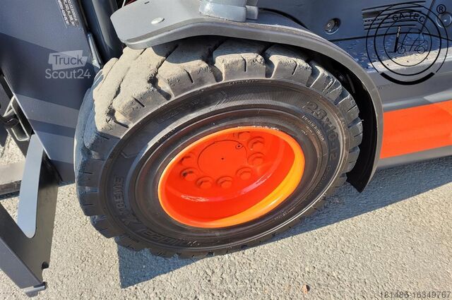 Ηλεκτρικό 4 τροχών Linde E30HL-01/600