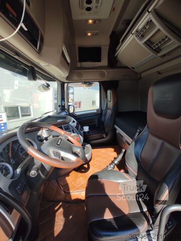 седельный тягач DAF XF 530 FT Presa di forza, Cambio MANUALE