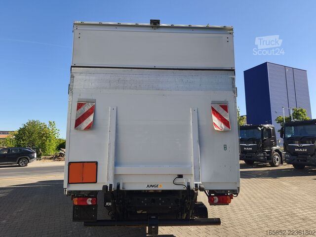 Bâché IVECO Eurocargo 75-210 Plane 3-Sitzer Euro 6 4x2 LBW ...