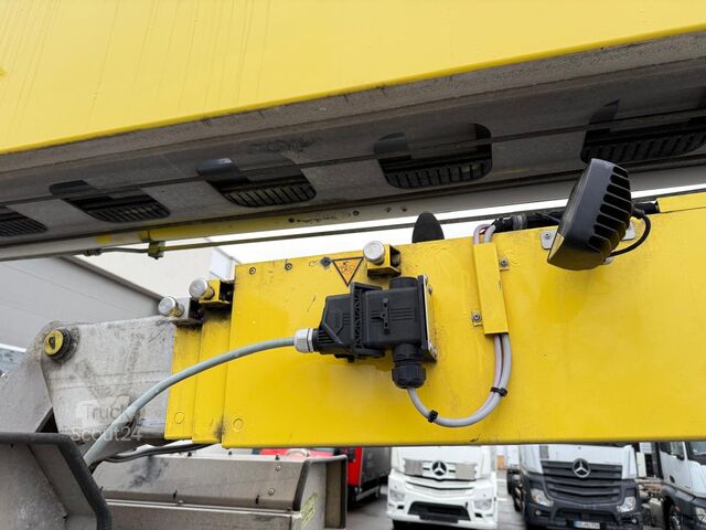 Nutzfahrzeug  Klaas K23-33 Hubkran 33 m Arbeitskorb Seilwinde