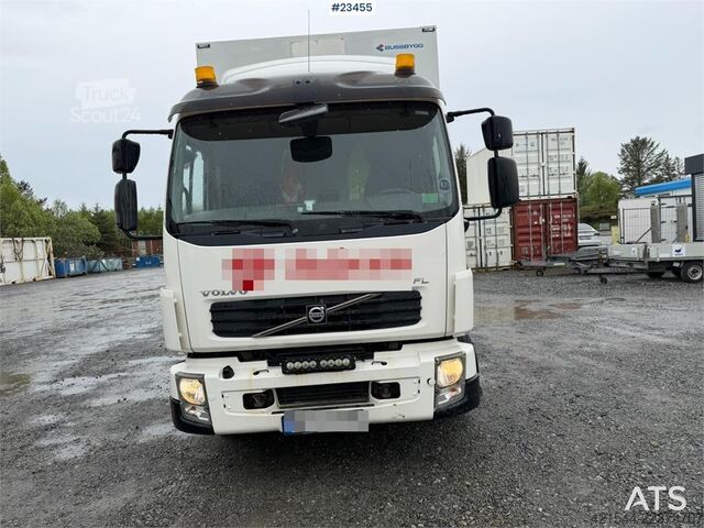  Volvo FL 4x2 box truck with a 1500 kg lift and remote co