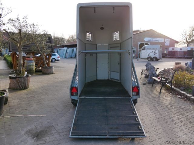 Rimorchio per trasporto cavalli BÖCKMANN Uno