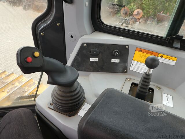 Caterpillar/buldozeri SHANTUI DH 16 M XL  Trimble Ready  Demo