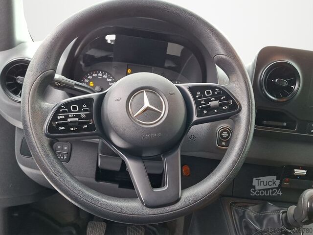 Panelová dodávka Mercedes-Benz SPRINTER 314 L2H2 AHK 2T STANDHZG KLIMA KAMERA