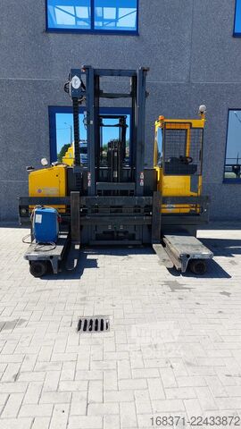 Carretilla retráctil de 4 vías Combilift ESL30
