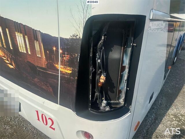 حافلة فولفو 9700H مع 54 مقعدًا مزودة بإطارات صيفية وشتوية Volvo 9700H bus w/ 54 seats w/ summer and winter tires